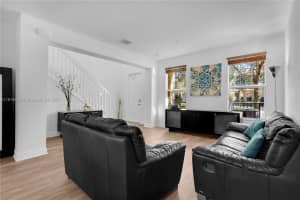 1516 SW 147th Ave, Pembroke Pines, FL 33027, - MLS#A11918426