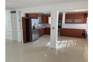 421 NE 1st St APT 119, Hallandale Beach, FL 33009, - MLS#A11918473