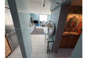 1255 Collins Ave 608 Miami Beach, FL 33139 - MLS#A11918488