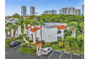 3558 Magellan Cir 133, Aventura
