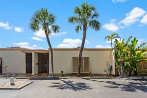 15504 Sharpecroft Dr #0, Miami Lakes, FL 33014, - MLS#A11918564