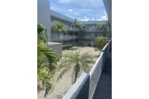 1755 W 60th St D304, Hialeah