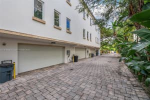 641 Santander Ave 3 Coral Gables, FL 33134 - MLS#A11918586