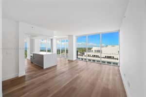 Blue Diamond Tower, 4779 Collins Ave APT 2407, Miami Beach, FL 33140, - MLS#A11918607