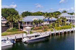 22 S Island Dr, Key Largo, FL 33037, - MLS#A11918609