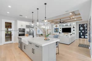 9369 Crestview Cir Palm Beach Gardens, FL 33412 - MLS#A11918628