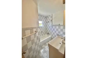 830 W 40th St #2, Miami Beach, FL 33140, - MLS#A11918643