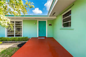 16001 Sw 98th Ave Miami, FL 33157 - MLS#A11918667