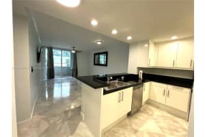 200 Ocean Dr APT 3C, Miami Beach, FL 33139, - MLS#A11918670