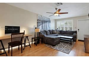 8069 SW 19th Ct, Davie, FL 33324, - MLS#A11918671