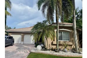 10772 Nw 71st St, Doral