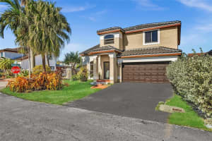 8249 NW 200th Terrace, Hialeah, FL 33015, - MLS#A11918736