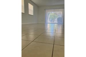 5200 Nw 31st Ave 40 Fort Lauderdale, FL 33309 - MLS#A11918773