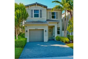 4501 Nw 48th Ter, Tamarac