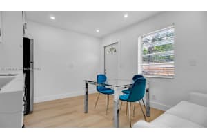 32 SW 9th St #3, Hallandale Beach, FL 33009, - MLS#A11918802