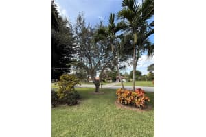 300 Nw 42nd St Boca Raton, FL 33431 - MLS#A11918821