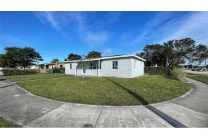 15901 Nw 27th Pl Miami Gardens, FL 33054 - MLS#A11918826