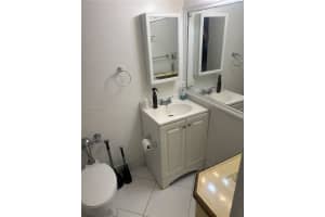 26 Diplomat Pkwy 2366 Hallandale Beach, FL 33009 - MLS#A11918834