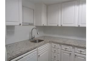B, 8245 Lake Dr APT 304, Doral, FL 33166, Sold 01/01/26