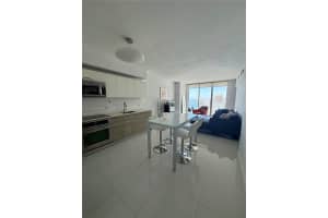 1300 Brickell Bay Dr 1607 Miami, FL 33131 - MLS#A11918900