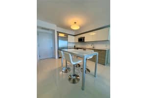 1300 Brickell Bay Dr 1607 Miami, FL 33131 - MLS#A11918900