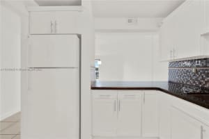 1990 W 56th St APT 1407, Hialeah, FL 33012, - MLS#A11918925