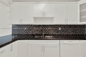 1990 W 56th St APT 1407, Hialeah, FL 33012, - MLS#A11918925