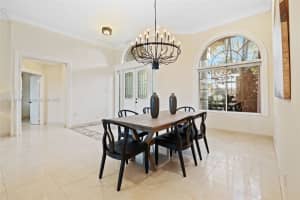 3058 Lakewood Dr Weston, FL 33332 - MLS#A11918961