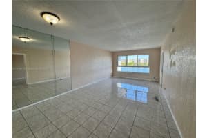19255 NE 2nd Ave APT 2218, Miami, FL 33179, Sold 12/29/25