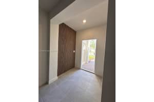 MLS# A11919035, Homestead, Florida 33035