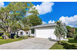745 Ne 36th St Oakland Park, FL 33334 - MLS#A11919038