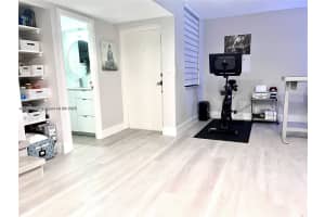 20200 W Country Club Dr APT 112, Aventura, FL 33180, - MLS#A11919039