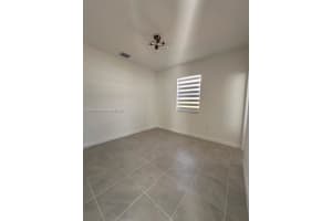 MLS# A11919040, Homestead, Florida 33035