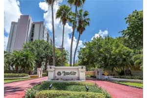 16919 N Bay Rd APT 509, Sunny Isles Beach, FL 33160, - MLS#A11919045