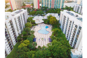 16919 N Bay Rd APT 509, Sunny Isles Beach, FL 33160, - MLS#A11919045