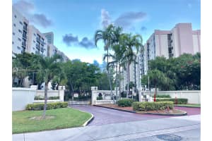 16919 N Bay Rd APT 509, Sunny Isles Beach, FL 33160, - MLS#A11919045