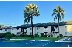 4000 Crystal Lake Dr 112 Deerfield Beach, FL 33064 - MLS#A11919073