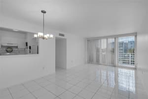 8045 Nw 7th St 2301 Miami, FL 33126 - MLS#A11919084