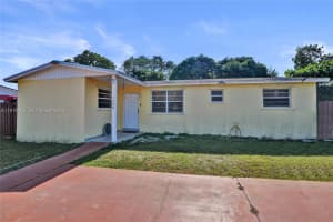 1300 Ne 215th St Miami, FL 33179 - MLS#A11919105
