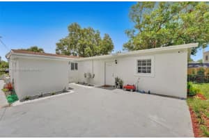 685 SW 7th Terrace #3, Dania Beach, FL 33004, - MLS#A11919133