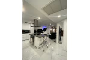 B, 8290 Lake Dr APT 427, Doral, FL 33166, - MLS#A11919166