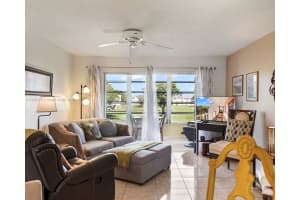 9401 Sunrise Lakes Blvd 302 Sunrise, FL 33322 - MLS#A11919170