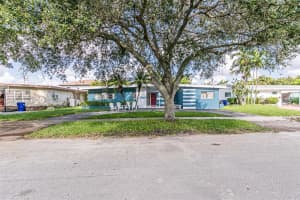 17860 Ne 9th Pl, North Miami Beach
