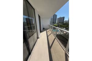 3701 N Country Club Dr 706 Aventura, FL 33180 - MLS#A11919244