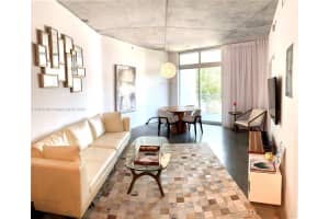 2001 Meridian Ave 330, Miami Beach