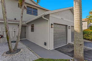 10512 NW 3rd St, Pembroke Pines, FL 33026, - MLS#A11919277