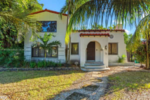 76 Nw 97th St, Miami Shores