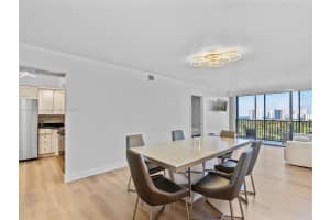 20335 W Country Club Dr 1608 Aventura, FL 33180 - MLS#A11919300