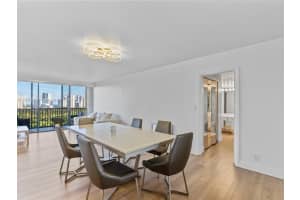 20335 W Country Club Dr 1608 Aventura, FL 33180 - MLS#A11919300