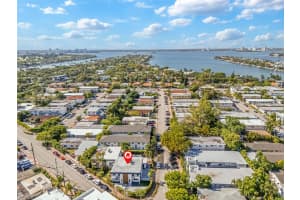 7996 Crespi Blvd 4 Miami Beach, FL 33141 - MLS#A11919306